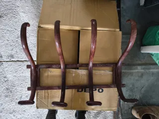 Perchero de pared antiguo