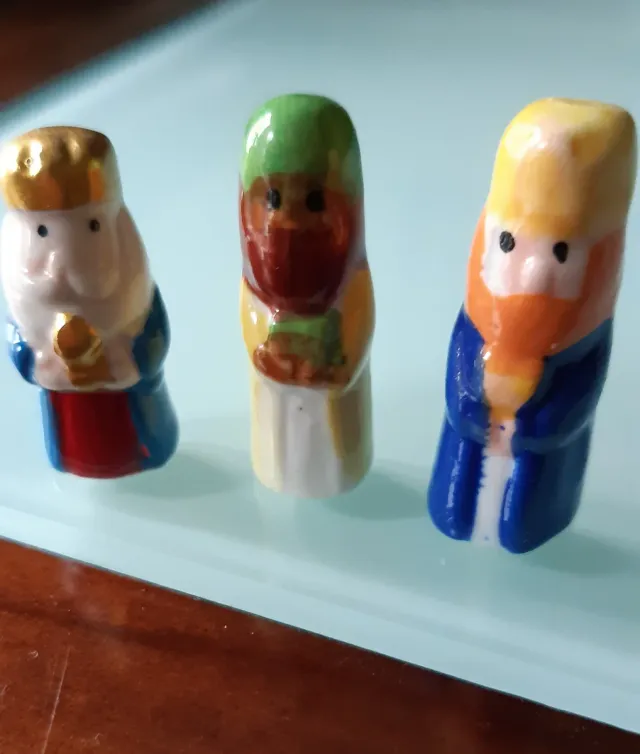 3 Reyes Magos cerámica 3x1cm nuevos