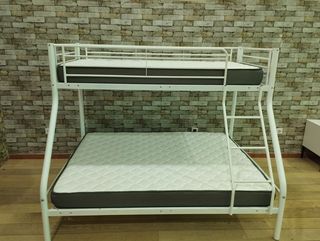 Litera Marimonial y 02 colchones