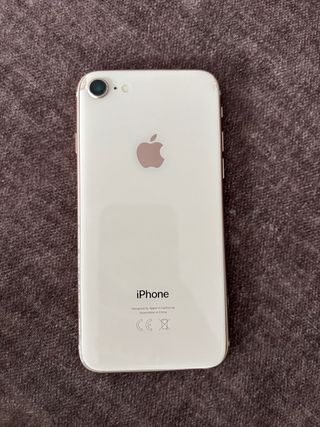 iPhone 8 64GB Plata/Oro - Batería 75%