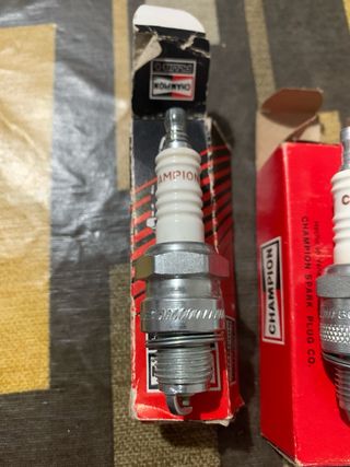 Lote 4 Bujías Champion