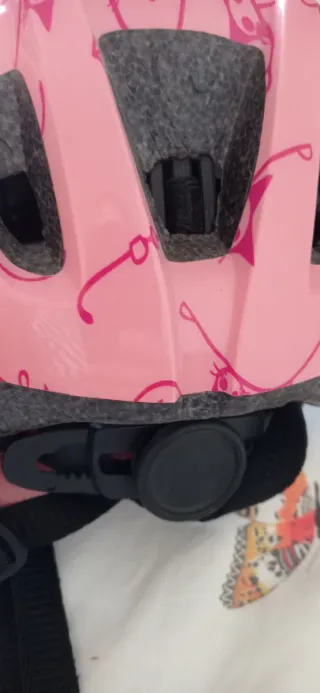 Casco bici niña rosa gatos