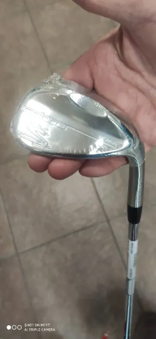 Hierro de Golf Cobra de 56 grados