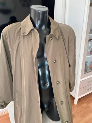 Gabardina Burberry Beige Talla M