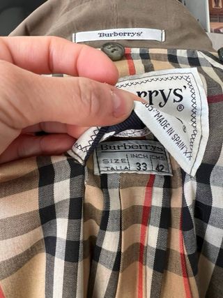 Gabardina Burberry Beige Talla M