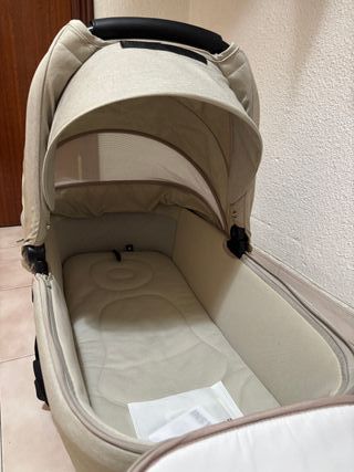 Silla coche Koos i-Size R1 y capazo
