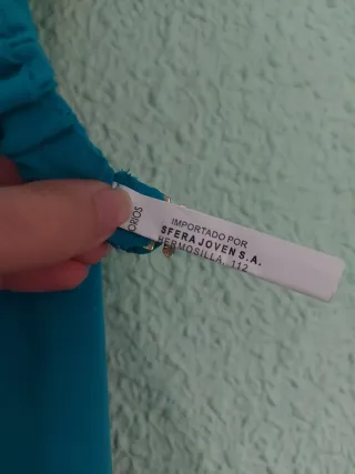 Vestido azul turquesa con cinturón