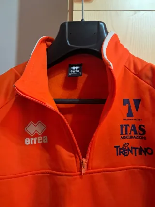 Maglia sportiva arancione Errea ITAS Trentino