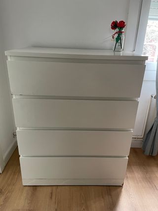Cómoda Ikea MALM 4 cajones blanca
