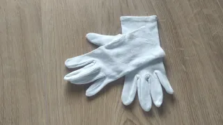 Guantes blancos para disfraz
