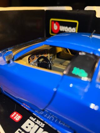 Bugatti EB 110 1/18 Bburago Blu
