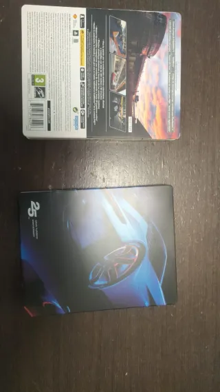 Pacchetto PS5 Gran Turismo 7 e Deliver Us At All Costs