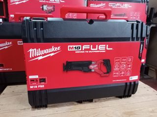 Milwaukee M18 FSZ-0X Sierra de sable carrera 32mm