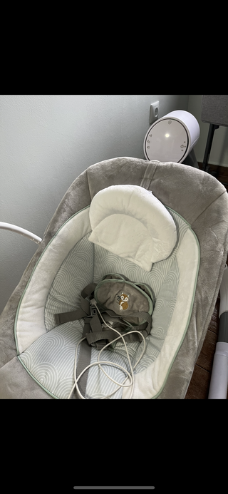 Hamaca bebé eléctrica gris