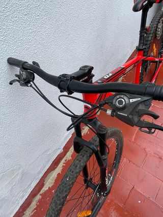 Bicicleta de Montaña Racer Roja