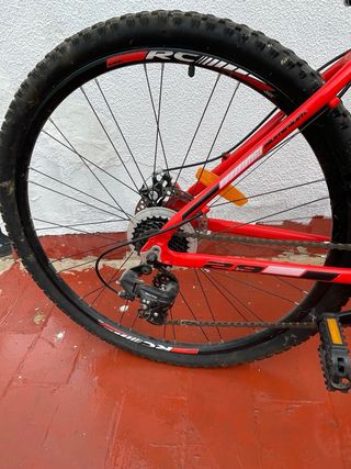 Bicicleta de Montaña Racer Roja