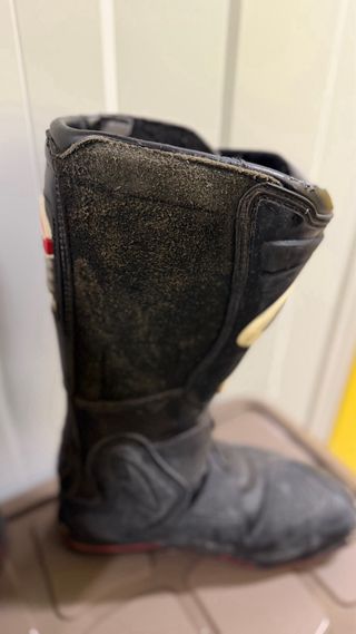 Botas Boxer Moto Negras y Rojas