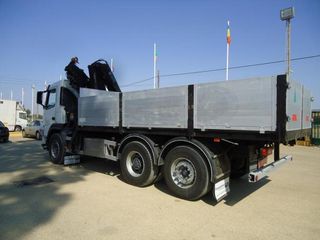Volvo FM 300-CAMIONES GRUAS