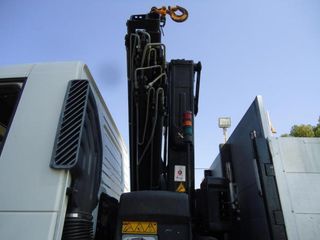 Volvo FM 300-CAMIONES GRUAS