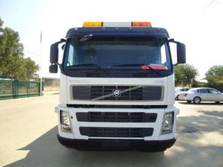 Volvo FM 300-CAMIONES GRUAS