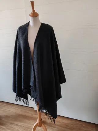 Mantella donna in lana grigia