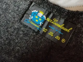 Mantella donna in lana grigia