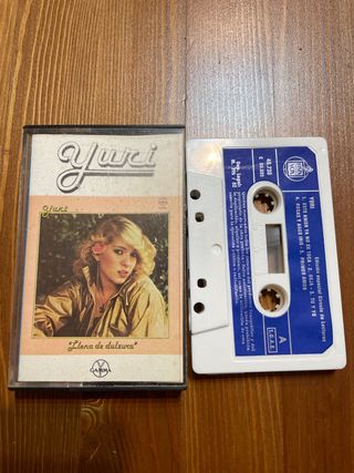 Cinta de Cassette Yuri Llena de dulzura