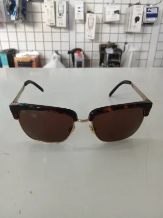 Gafas de Sol Burberry Marrón y Dorado