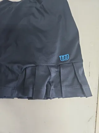 Falda deportiva Wilson azul y blanca