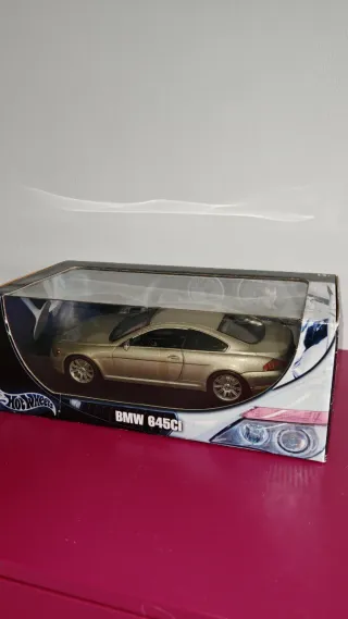 Hot Wheels BMW 645ci Scala 1:18