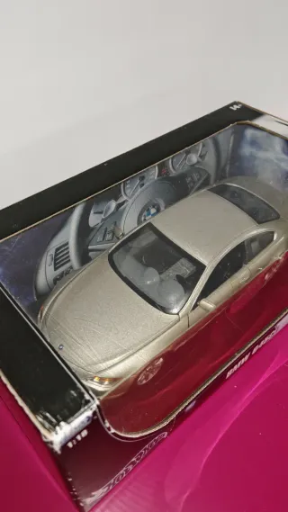 Hot Wheels BMW 645ci Scala 1:18