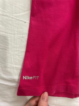 Camiseta Nike Y2K Rosa Talla M