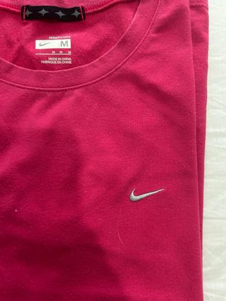 Camiseta Nike Y2K Rosa Talla M