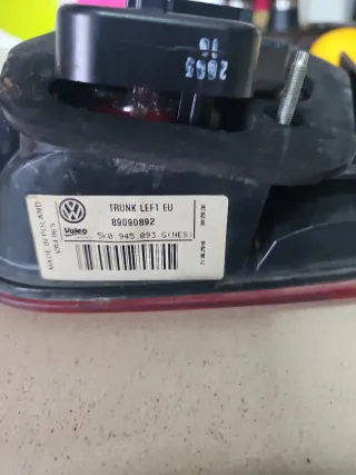 Piloto Portón VW Golf 6