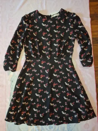 Vestido Sfera flores negro talla M