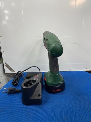 Taladro Atornillador Bosch PSR 1440 con cargador