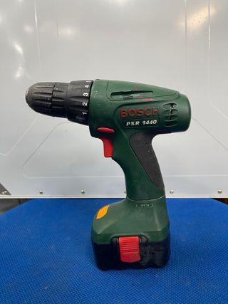 Taladro Atornillador Bosch PSR 1440 con cargador