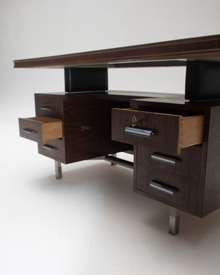 Escritorio estilo Bauhaus Madera y Metal