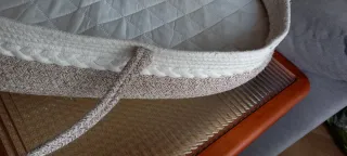 Cambiador de mimbre para bebé