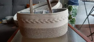 Cambiador de mimbre para bebé