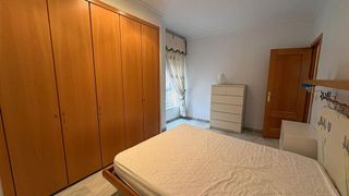 Piso en alquiler en Colores - Entreparques en Sevilla