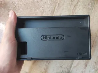 Nintendo Switch + Custodia Rossa
