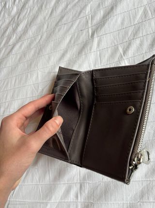 Cartera marrón de Stradivarius