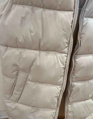 Chaleco acolchado Mango talla XS beige