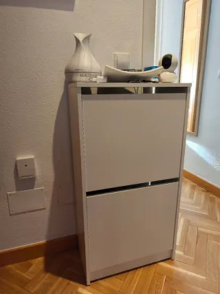 Zapatero blanco con 2 cajones