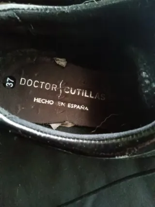 Zapatos negros de cordones