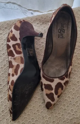 Zapatos tacón leopardo Angari