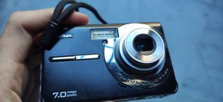 CÁMARA COMPACTA "KODAK M753"