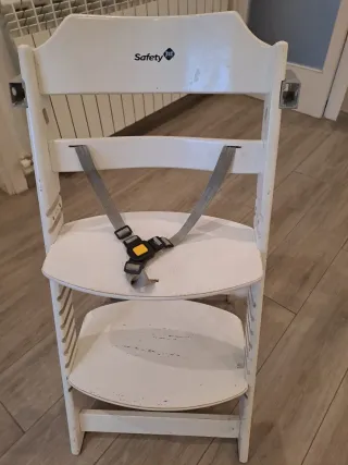 Trona de madera blanca Safety 1st