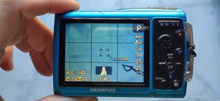 CÁMARA DIGITAL COMPACTA "Olympus Tough TG-320"